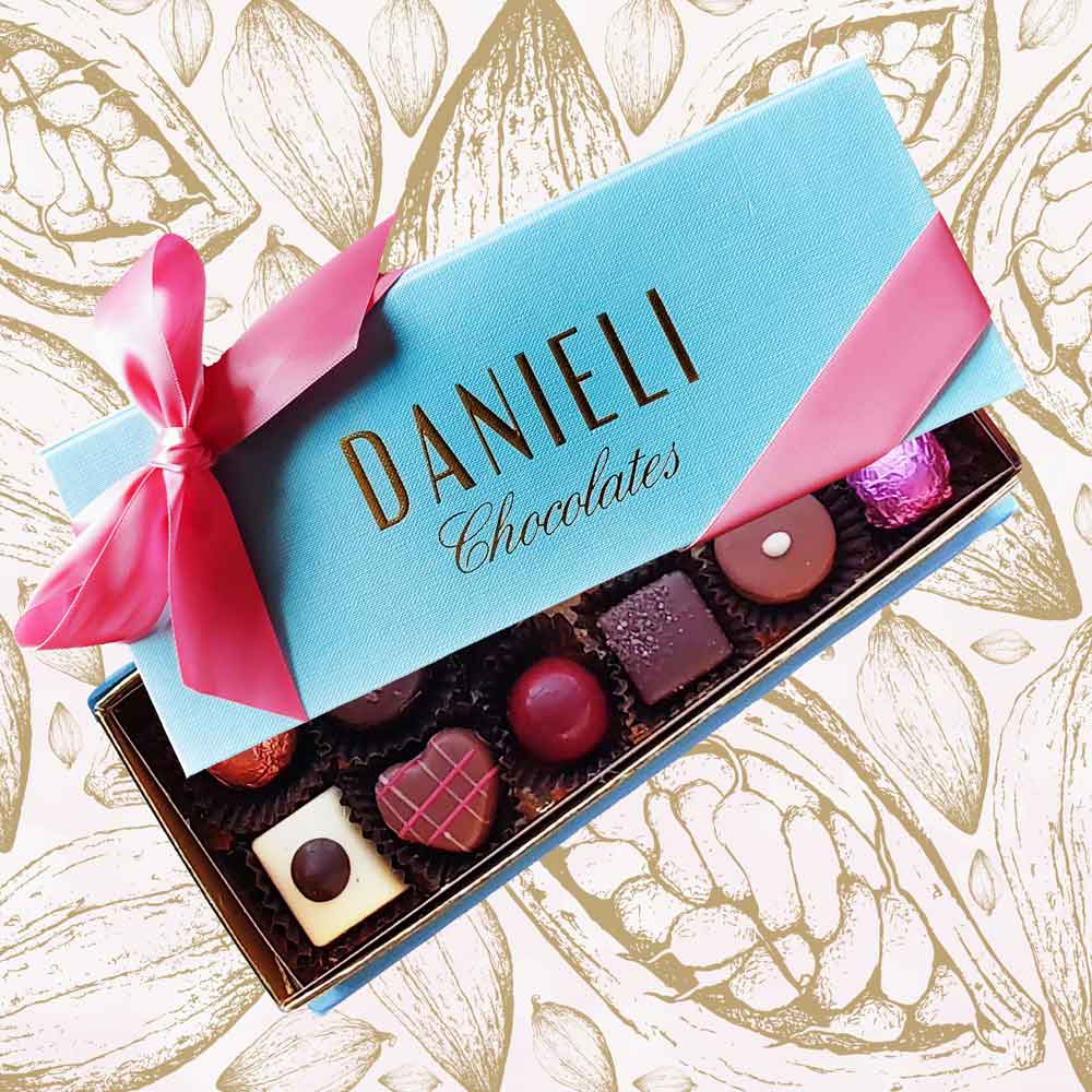 Luxury Chocolate Gift Box with 12 Chocolates