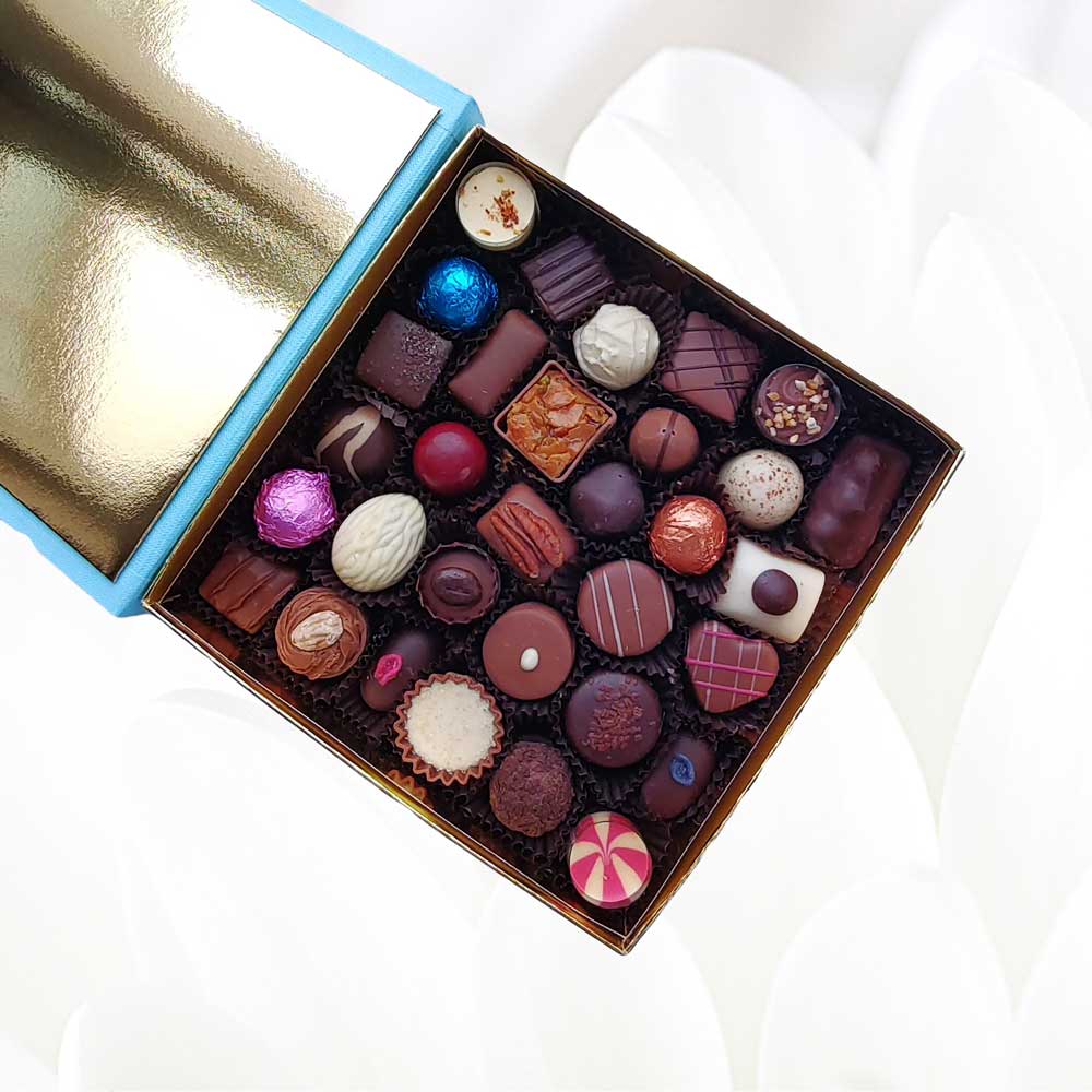 Chocolates for Mother's Day Luxury Gift Box - Large